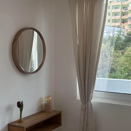 Lux 5 Min Walk To Апартаменты *