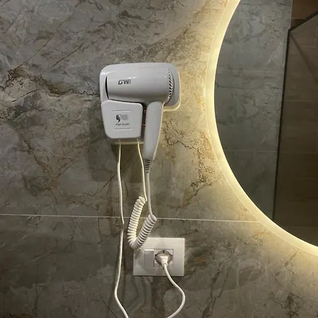 Lux 5 Min Walk To Durrës