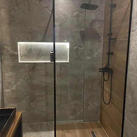 Lux 5 Min Walk To Daire *